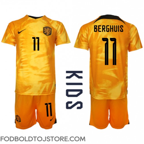 Holland Steven Berghuis #11 Hjemmebanesæt Børn VM 2022 Kortærmet (+ Korte bukser)